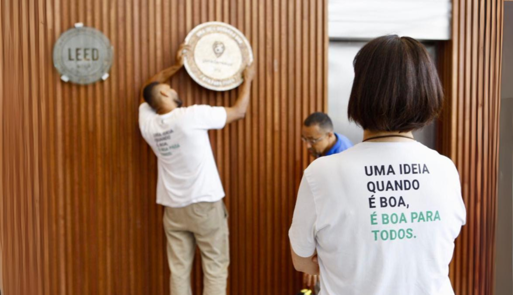Empreendedorismo Social e Acessibilidade Copia de UMA IDEIA QUANDO E BOA E BOA PARA TODOS 2560 x 1475 px